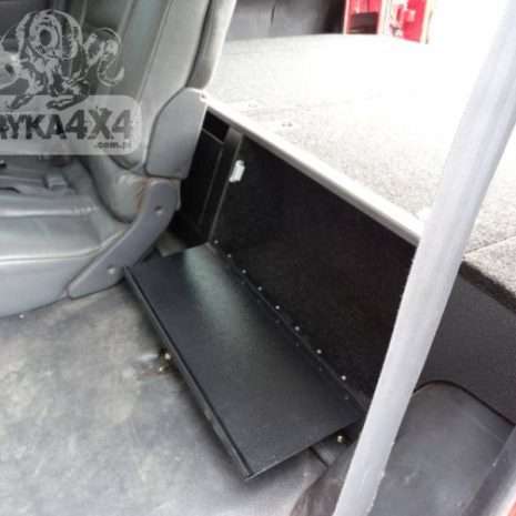 Ansamblu-sertare-depozitare-Toyota-Land-Cruiser-J80-89-98___ Ansamblu-sertare-depozitare-Toyota-Land-Cruiser-J80-89-98___