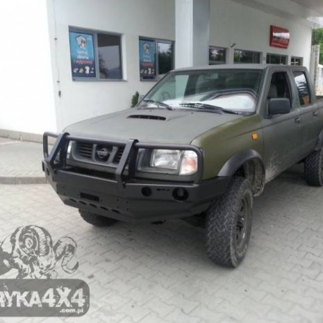 Bara-fata-OFF-ROAD-cu-bull-bar-Nissan-NAVARA-D22-97-00-2 Bara-fata-OFF-ROAD-cu-bull-bar-Nissan-NAVARA-D22-97-00-2