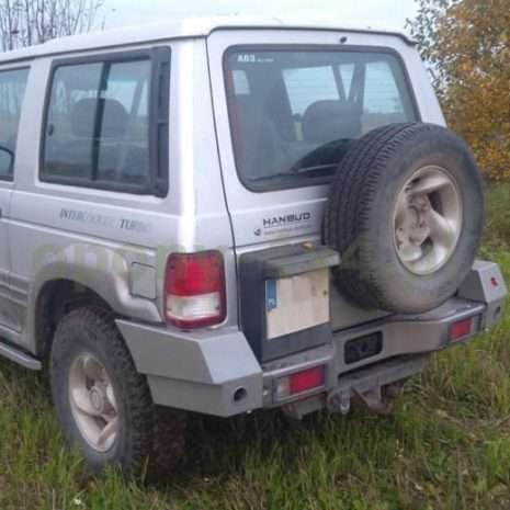 Bara-spate-OFF-ROAD-pentru-Hyundai-Galloper-II-1998-2003_ Bara-spate-OFF-ROAD-pentru-Hyundai-Galloper-II-1998-2003_