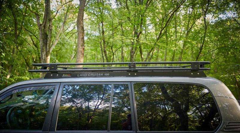 Portbagaj-cu-plasa-Toyota-Land-Cruiser-100___ Portbagaj-cu-plasa-Toyota-Land-Cruiser-100___