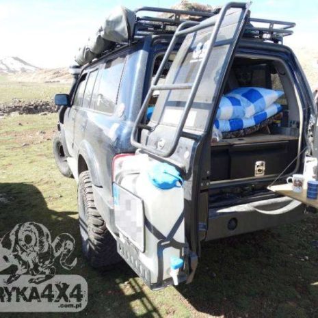 Suport-canistra-combustibil-Nissan-Patrol-Y61_ Suport-canistra-combustibil-Nissan-Patrol-Y61_