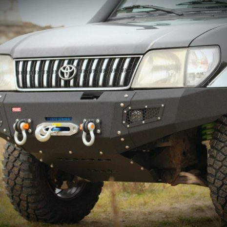 Bara-fata-M4x4-Toyota-Land-Cruiser-90-Bara-Fata-LC90-M4x4