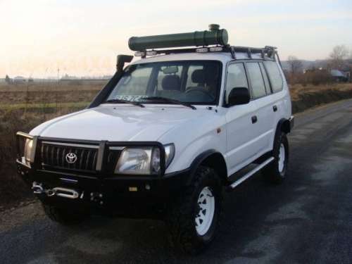 Bara-fata-OFF-ROAD-cu-bull-bar-Toyota-Land-Cruiser-J90-96-02-model-fara-overfender-500x375.jpg Bara-fata-OFF-ROAD-cu-bull-bar-Toyota-Land-Cruiser-J90-96-02-model-fara-overfender-500x375.jpg