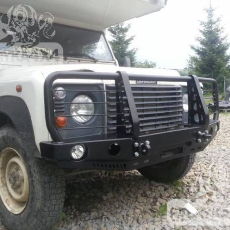 Bara-fata-cu-bullbar-F4x4-Land-Rover-Defender-110-BFB-F4x4-D110