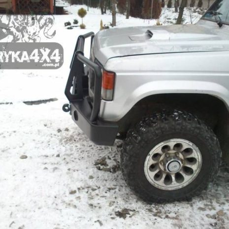 Bara-fata-cu-bullbar-F4x4-Mitsubishi-Pajero-L040-BFB-F4x4-L040-2 Bara-fata-cu-bullbar-F4x4-Mitsubishi-Pajero-L040-BFB-F4x4-L040-2