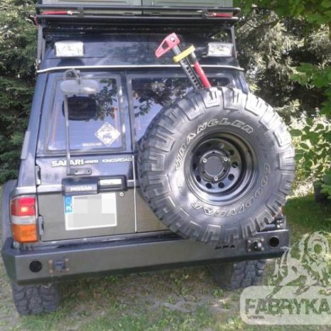 Bara-spate-F4x4-Nissan-Patrol-Y60-BS-F4x4-Y60