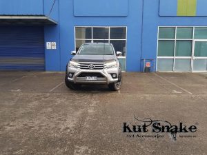 Overfendere-Kut-Snake-Hilux-Revo-2019-prezent-75mm-textured-KS-REVO2-1