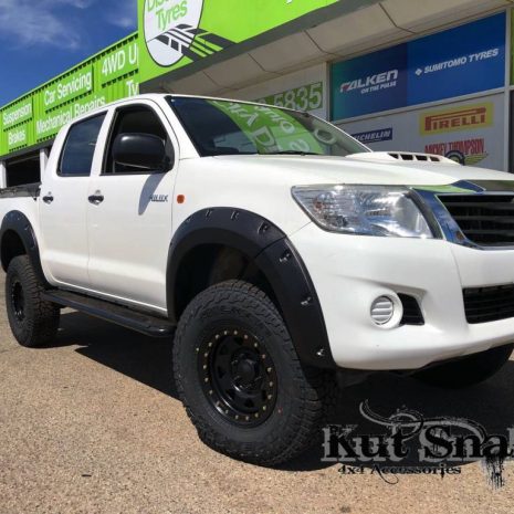 Overfendere-Kut-Snake-Hilux-Vigo-2012-2015-50mm-textured-KS-HILUX-VIGO