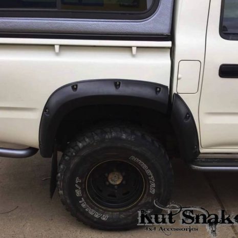 Overfendere-Kut-Snake-Toyota-Hilux-Double-Cab-95mm-textured-KS-HDC-3 Overfendere-Kut-Snake-Toyota-Hilux-Double-Cab-95mm-textured-KS-HDC-3