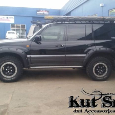 Overfendere-Kut-Snake-Toyota-Land-Cruiser-100-55mm-textured-KS-LC100S-3 Overfendere-Kut-Snake-Toyota-Land-Cruiser-100-55mm-textured-KS-LC100S-3