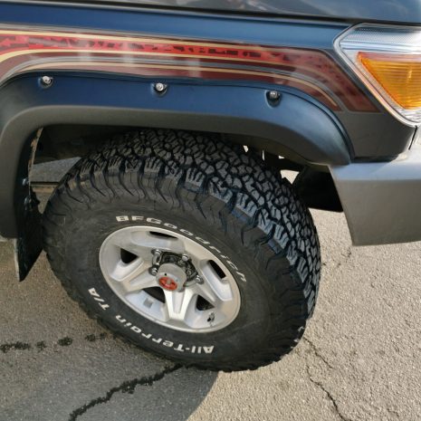 Overfendere-Kut-Snake-Toyota-Land-Cruiser-76-50mm-textured-KS-LC76S-3 Overfendere-Kut-Snake-Toyota-Land-Cruiser-76-50mm-textured-KS-LC76S-3