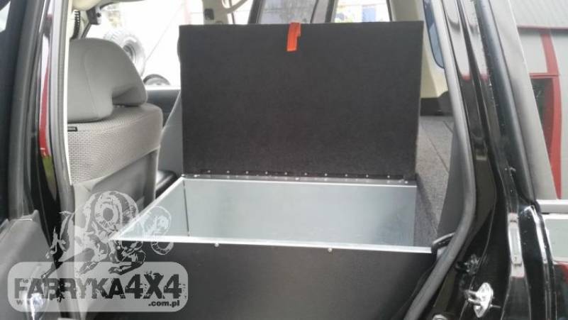 Sistem-de-sertare-F4x4-Nissan-Patrol-Y61-Lung-Sertare-F4x4-Y61LWB-3 Sistem-de-sertare-F4x4-Nissan-Patrol-Y61-Lung-Sertare-F4x4-Y61LWB-3