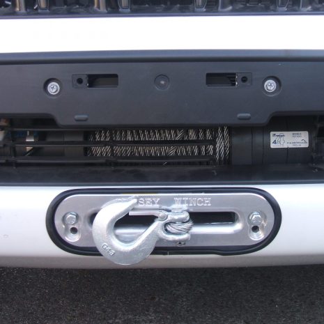 Suport-montare-troliu-Toyota-Land-Cruiser-150-0081.9-1 Suport-montare-troliu-Toyota-Land-Cruiser-150-0081.9-1